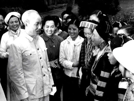 van hoa phai soi duong cho quoc dan di